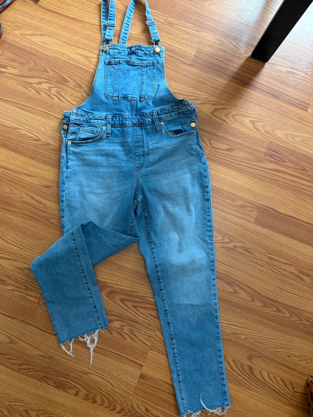 Universal Thread Light Blue Denim Women's Overalls